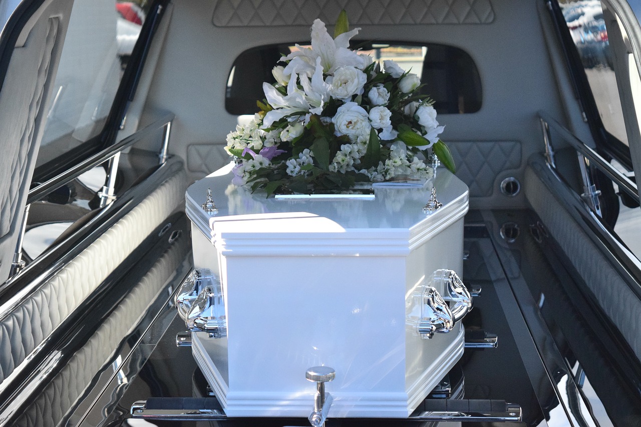 Il costo del funerale dipende dalla qualità dei servizi