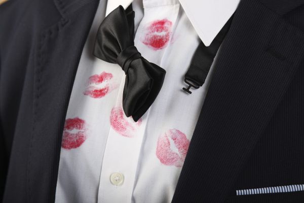 Rapporto di coppia: perché l’uomo tradisce?