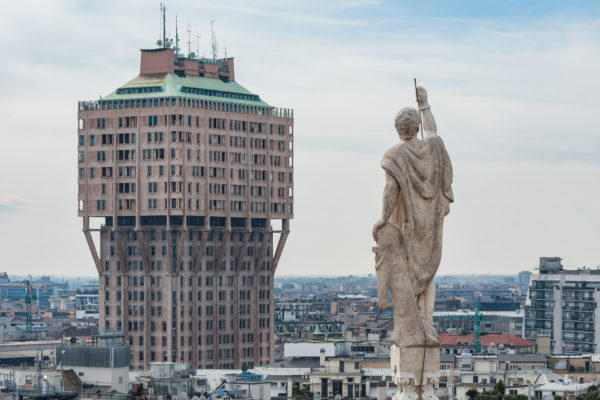 Torre Velasca, un castello in centro Milano