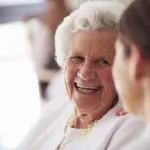 Pannoloni per anziani: un ausilio contro l’incontinenza