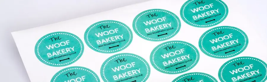 Etichette e adesivi per l'ufficio e l'azienda