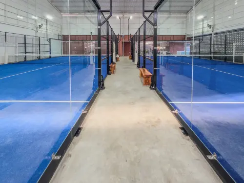 Come si gioca a padel: regole, campo e punteggio