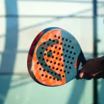 Come scegliere la racchetta da padel? Consigli per l'acquisto